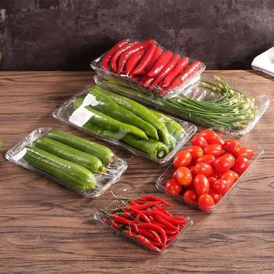 La verdura della macchina 220v dell'involucro degli strizzacervelli del calore del film di POF fruttifica con il vassoio