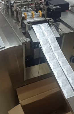 Macchina di imballaggio automatico di maschere da uso condomino e sapone a barre Tipo azionato meccanicamente